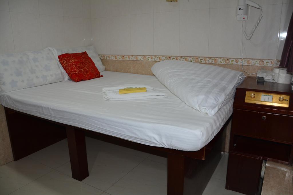 Everest Base Camp Hostel Хонконг Екстериор снимка