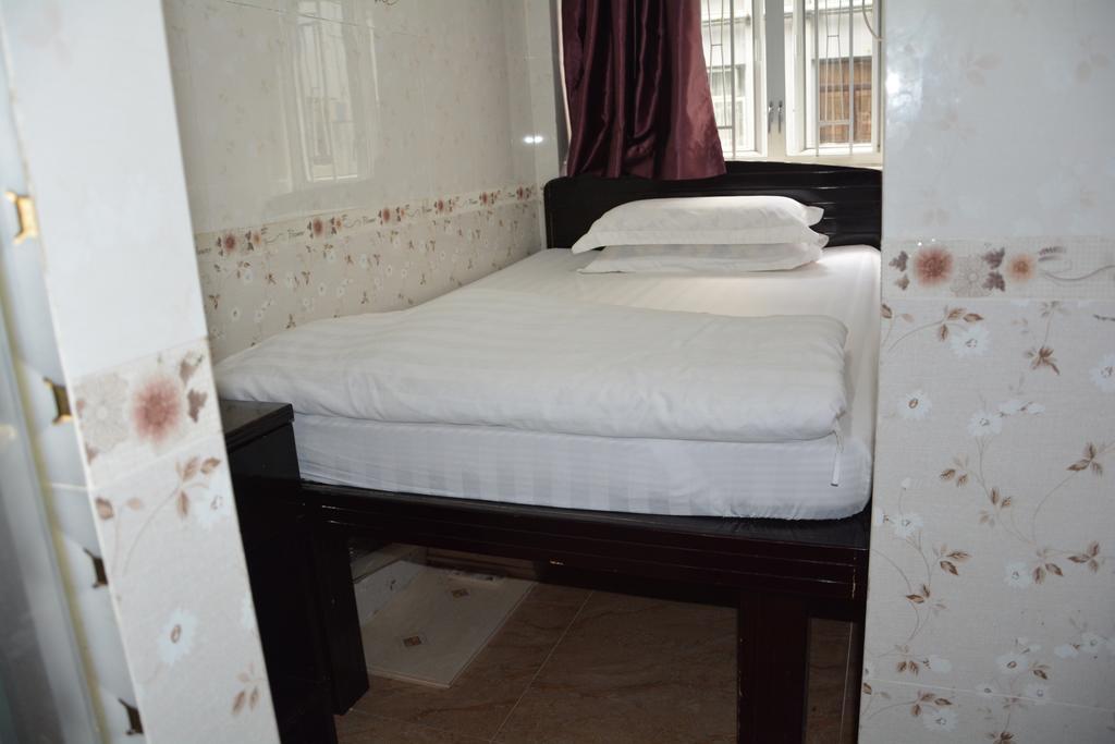 Everest Base Camp Hostel Хонконг Екстериор снимка